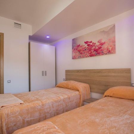 Beach, City Center And Entertainment Alicante Exterior photo