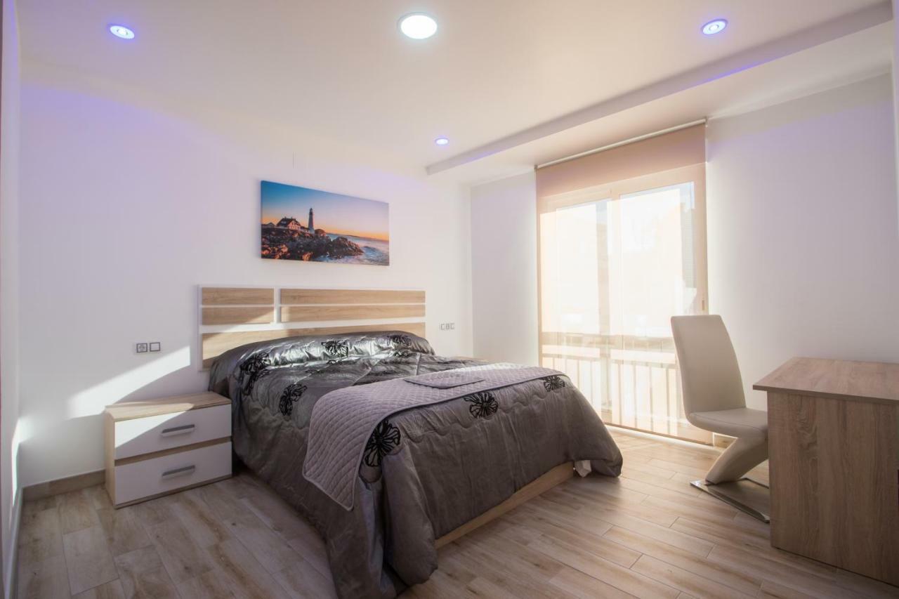 Beach, City Center And Entertainment Alicante Exterior photo